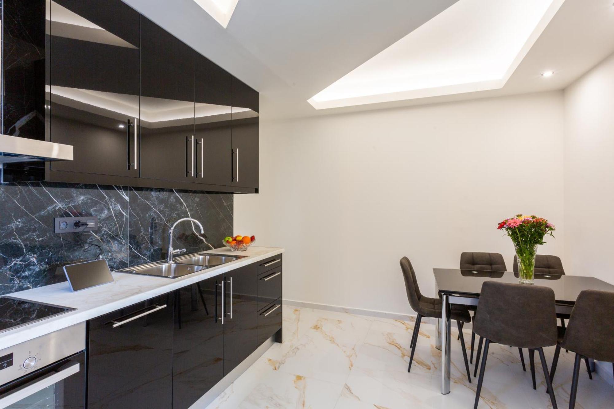קרדמילי Marina Apartments מראה חיצוני תמונה
